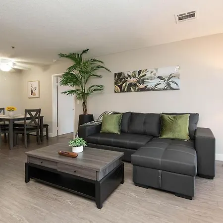 Hollywood 1Bed Apt W Rooftop Pool & Panoramic View